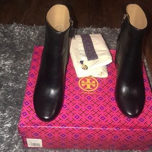 Tory Burch Gigi ankle boots Leather Black 8.5 New